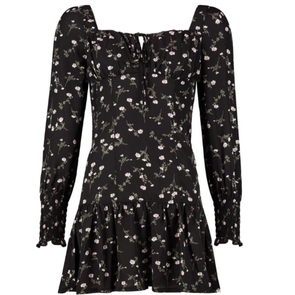NWT Boohoo Peasant Style Ditsy Floral Mini Dress